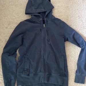 lululemon jacket size 6